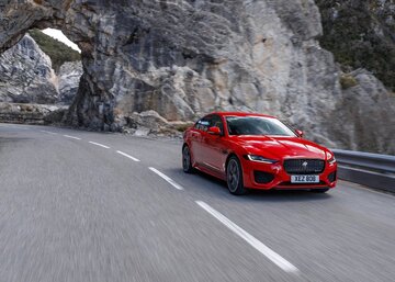 Jaguar XE