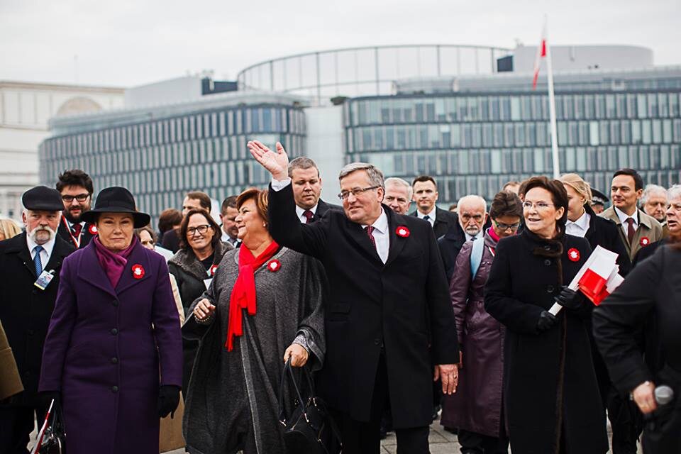 Tak wyglądała para prezydencka, Ewa Kopacz, Hanna Gronkiewicz-Waltz,  w 2014 roku podczas marszu "Razem dla Niepodległej" (fot. prezydent.pl)