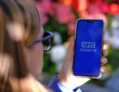 Miniatura: Zamiast izolacji – codzienne testy....