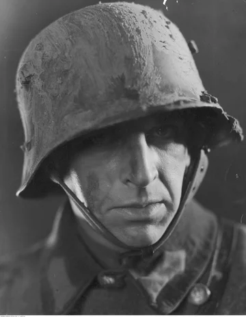 Zbigniew Staniewicz jako Zbig w jednej ze scen filmu „Dzikie pola” 