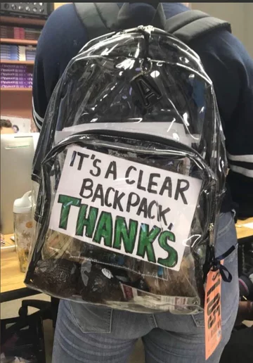 Plecaki uczniów z Parkland 