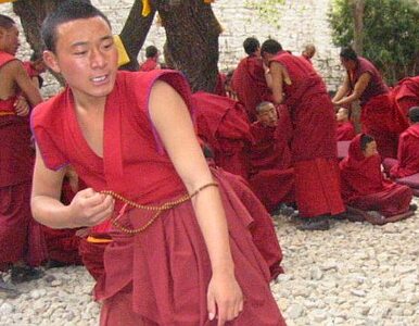 Miniatura: Dramatyczny protest tybetańskiego mnicha....