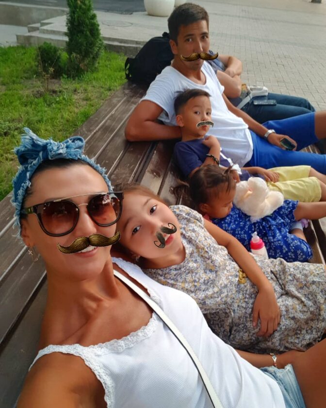 Rodzina z wąsami 