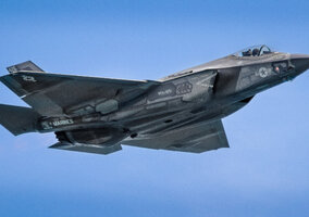 Miniatura: Generał o zakupach dla polskiego...