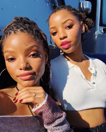 Halle Bailey z siostrą Chloe 