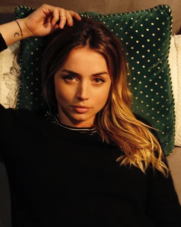 Ana de Armas 