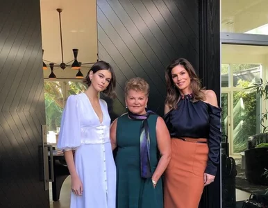 Miniatura: Trzy pokolenia na jednym zdjęciu. Cindy...