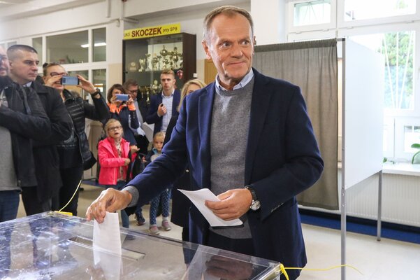 Miniatura: Wybory parlamentarne. Politycy biorą...