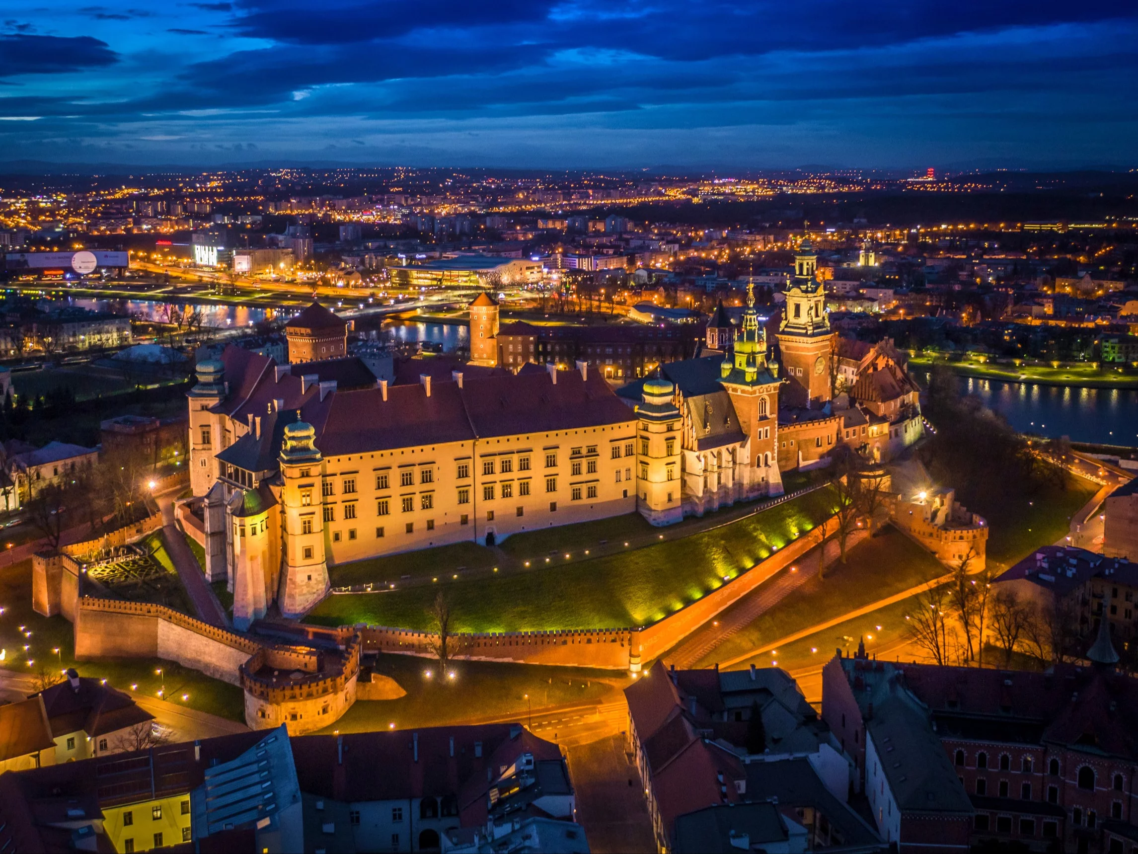 Dopasuj atrakcję ze zdjęcia do miejsc. 8/10 zdobędą tylko najlepsi