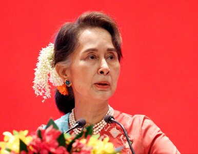 Miniatura: Junta ułaskawia byłą premier Mjanmy....