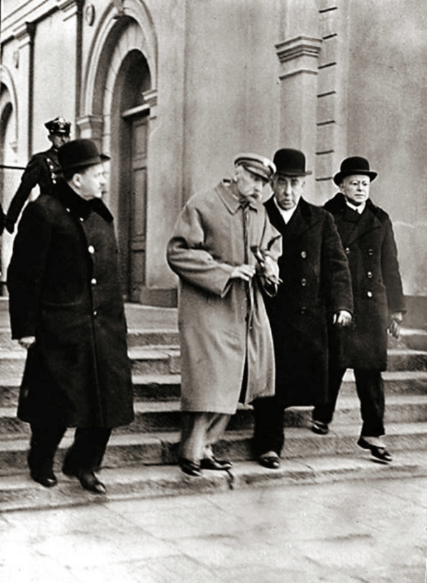 Ostatnie znane zdjęcie Piłsudskiego przed śmiercią, Warszawa 21 marca 1935 rok 