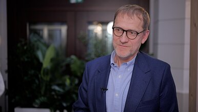 Miniatura: Dane są nieubłagane. Prof. Tomasiewicz:...