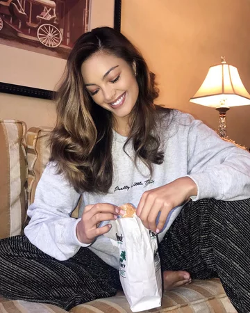 Demi-Leigh Nel-Peters 