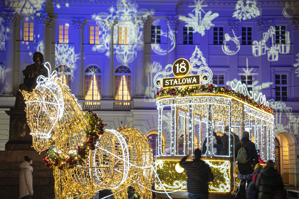 Świąteczne iluminacje w Warszawie 