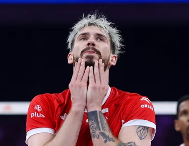 Miniatura: Szalejący tajfun w Chinach. Reprezentacja...