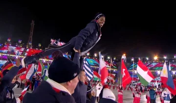 Defilada sportowców na zakończenie igrzysk 