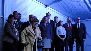 Zebrani podczas podpisania listu intencyjnego 