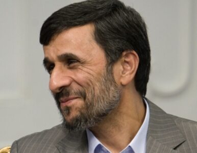 Miniatura: Ahmadineżad prosi papieża o walkę z...