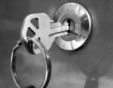 Miniatura: Chcieli ukraść samochód - o pomoc...