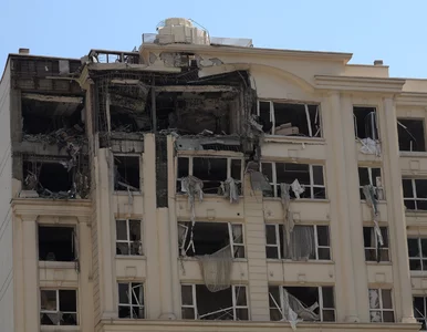 Miniatura: Izrael zamyka placówki. Apeluje do obywateli