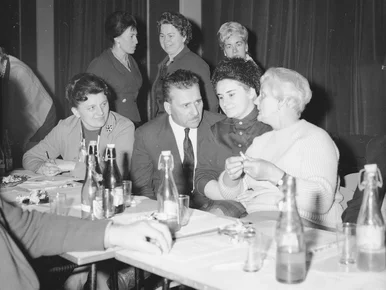 Miniatura: QUIZ. Słowniczek z czasów PRL-u. Wiesz, co...