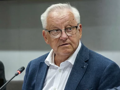 Miniatura: Lekarz zarobił 316 tys. zł miesięcznie....