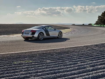 Audi R8 Coupé V10 GT RWD 