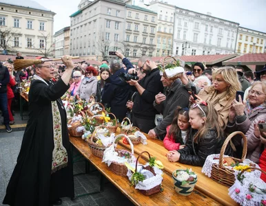 Miniatura: Słowa kardynała Rysia poruszyły tłumy....