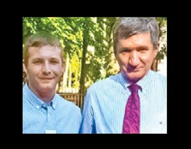 Miniatura: Bokser poza SLD