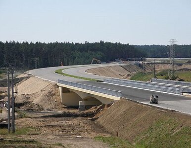 Miniatura: "Wykonawca autostrady A4 porzucił plac...