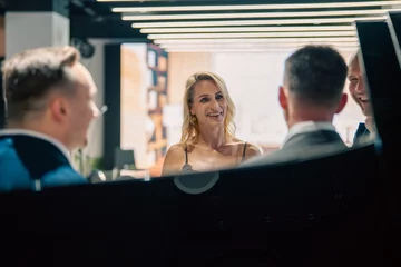 Jubileusz 21-lecia HOLA Design był okazją do spotkania przedstawicieli świata architektury, designu, sztuki i rynku nieruchomości. Wieczór zainaugurował nowy cykl wydarzeń poświęconych współczesnej architekturze, wzornictwu i stylowi życia 
