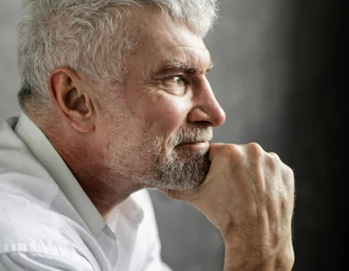 Miniatura: Seniorzy walczą o 2 tys. zł więcej. Rząd...