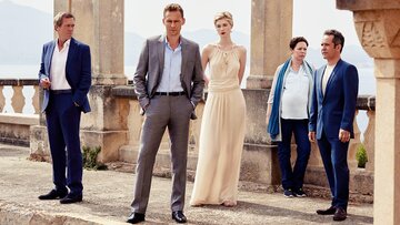 kadr z&nbsp;serialu "The Night Manager" (2016)