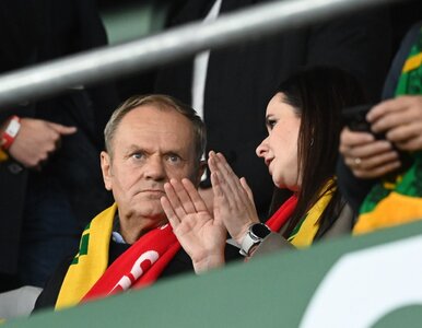 Miniatura: Tak kibice potraktowali Tuska na meczu...