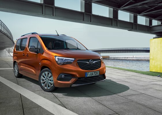 Miniatura: Nowy Opel Combo-e Life