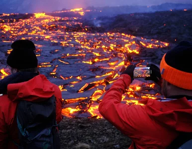 Miniatura: Grillowanie parówek i zdjęcia na...