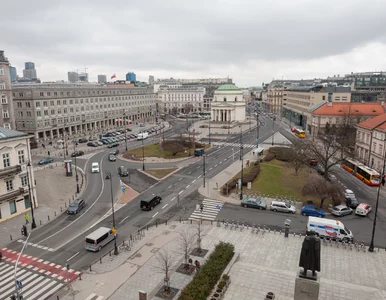 Miniatura: Warszawa. Rusza przebudowa pl. Trzech...