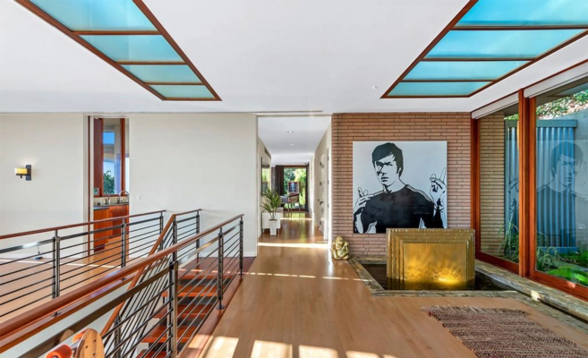 Miniatura: Zac Efron sprzedaje swój dom w Los...