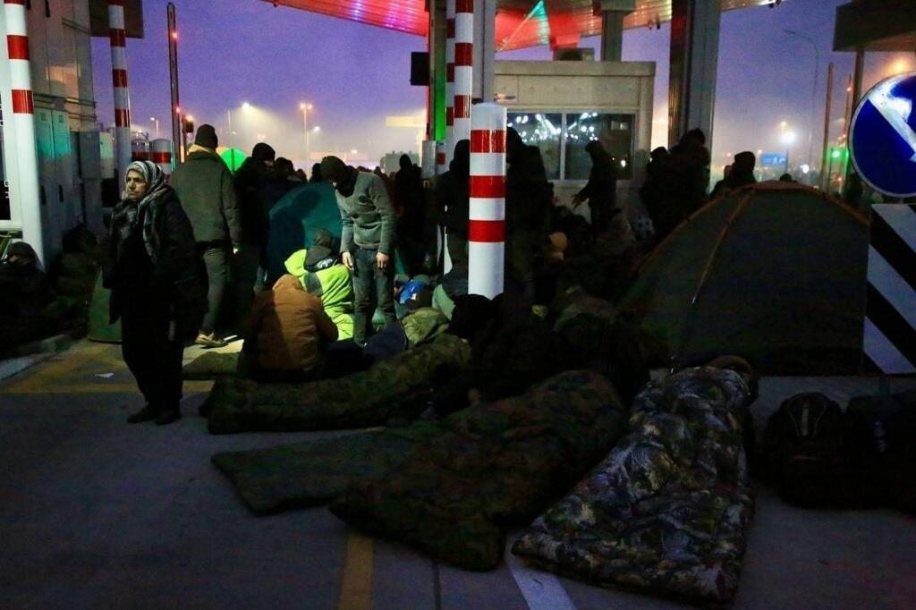 Obozowisko migrantów przy granicy polsko-białoruskiej 