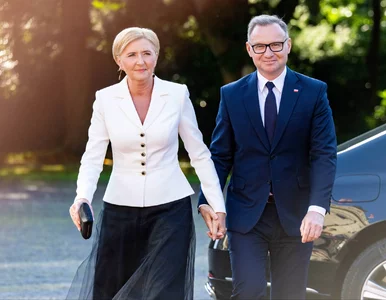 Miniatura: Stylizacja Agaty Dudy wywołała niemałe...