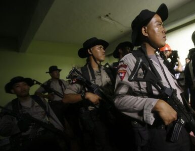 Miniatura: Indonezja: więźniowie przepędzili...