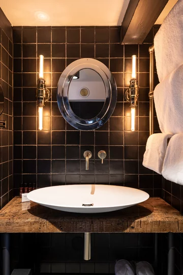 Butikowy hotel w historycznej części Amsterdamu v2com, Hotel The Craftsmen