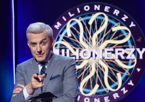 QUIZ. Zamień się w uczestnika „Milionerów”! Te pytania ostatnio pojawiły...