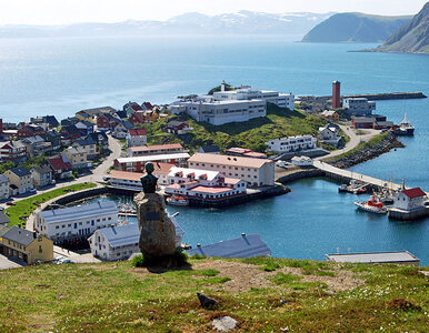Miniatura: Turyści zakłócili pogrzeb w Norwegii. Ze...
