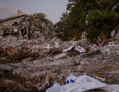 Miniatura: Makabryczne doniesienia z Bliskiego...