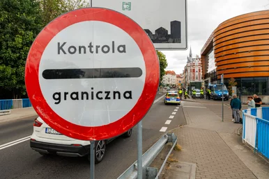 Miniatura: Kontrole na granicy z Niemcami i Litwą....