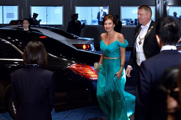 Miniatura: Bankiet na cześć cesarza Japonii. Kto...