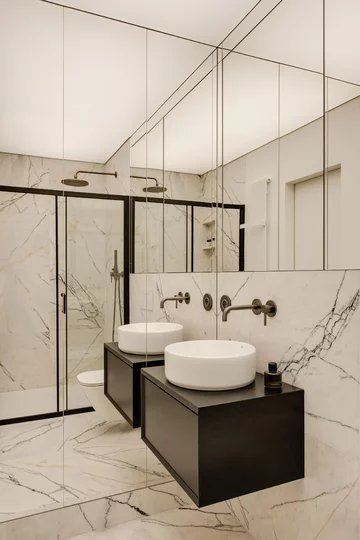 Małe mieszkanie w łódzkiej kamienicy, projekt  Piotr Łucyan 