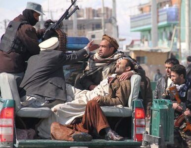 Miniatura: Każego dnia 400 Afgańczyków traci swoje...