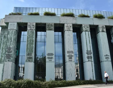 Miniatura: PiS chce zmienić zasadę wyboru I prezesa...